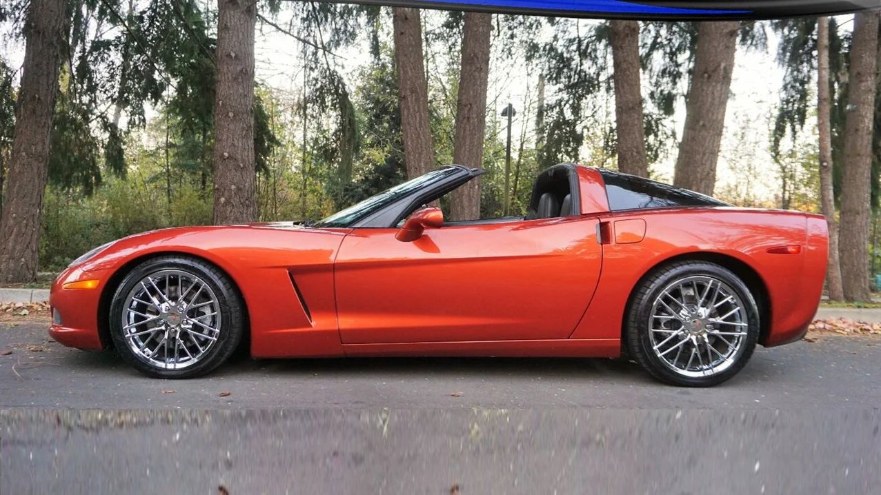 Click to Enlarge-Esc to Close Corvette Generations/C6/C6 2005 red.webp